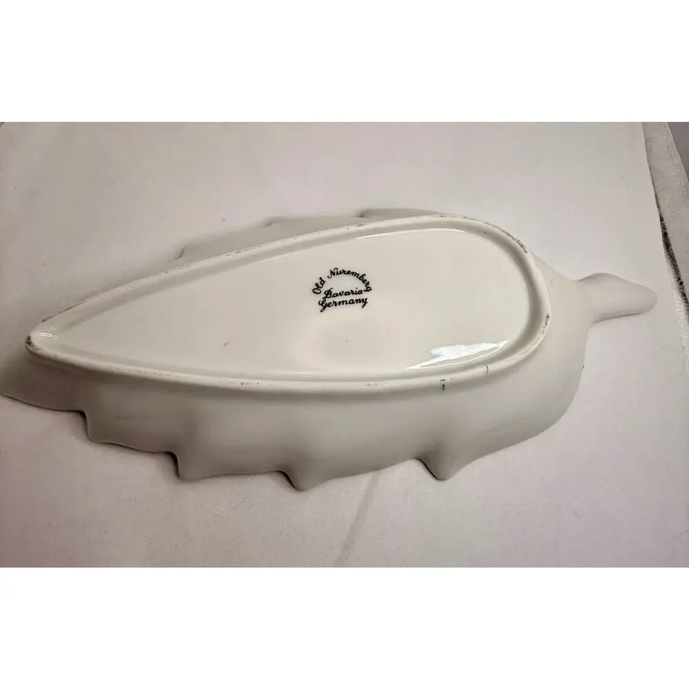 Vintage Old Nuremberg Bavaria Germany Porcelain Leaf Dish Floral Gold Accent